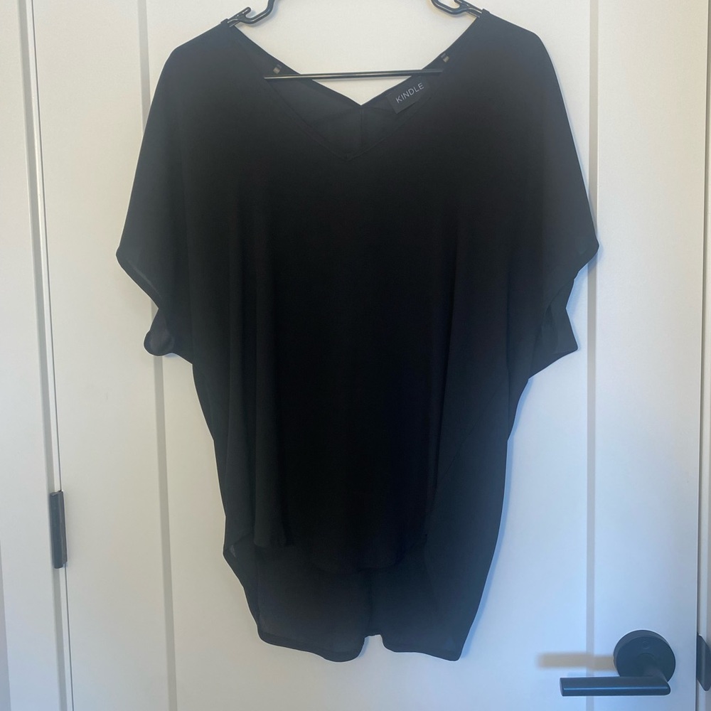 Like New Black V-Neck Blouse - L